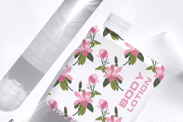 Envase para una loción corporal con motivos vegetales