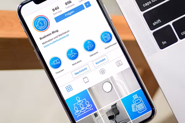 Icônes sur les thèmes de l'entreprise, des affaires et du business dans une application smartphone