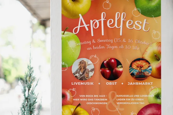 Flyer- & julistimalleja syysjuhliin ja sadonkorjuun kiitosjuhlaan: Omenajuhla