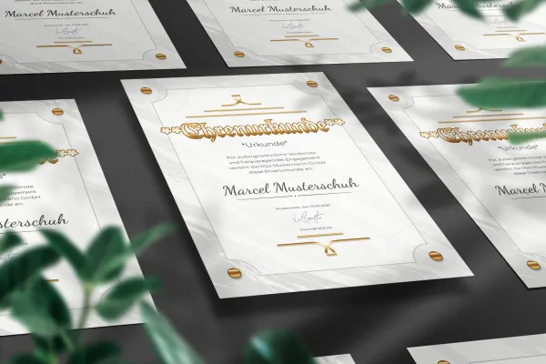 Mallit todistuksille, kunniahetkille, palvelusjuhlalle ja yrityksen juhlalle