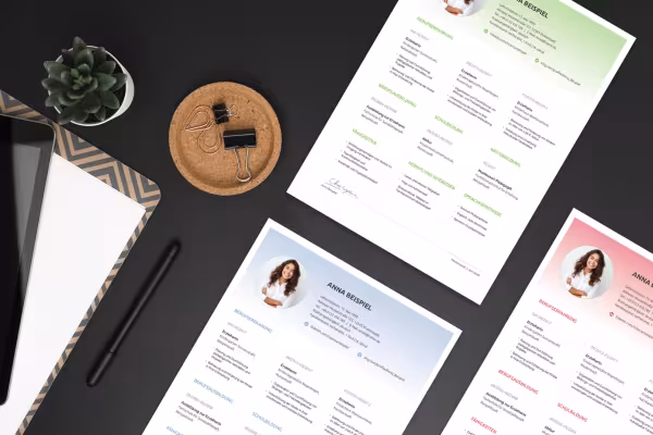 Plantilla de currículum unidireccional para la solicitud de empleo como educador/a, editable en Word.