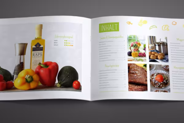 Páginas de muestra de la plantilla para un libro de cocina en formato apaisado