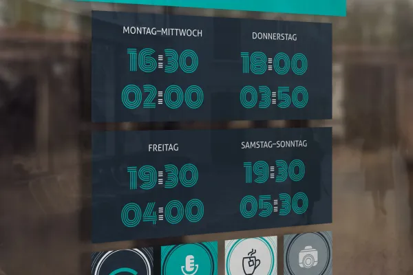 Vorlage für Öffnungszeiten-Schild und -Aushang im Hochformat