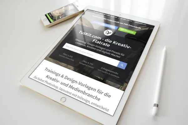 Photoshop-Mockup für Digital-Designs: Smartphone und Tablet