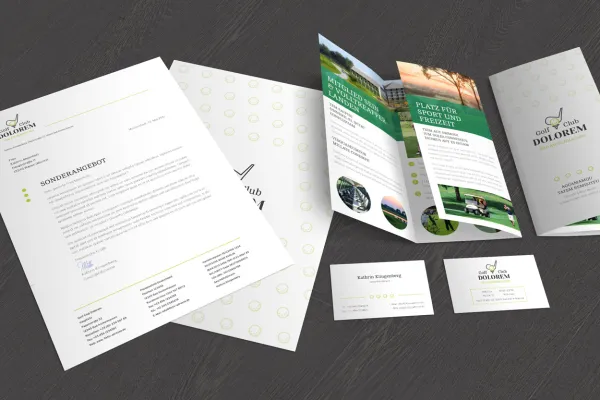 Sjablonen in de huisstijl voor de sector sport en beweging: flyer, briefpapier, visitekaartjes.