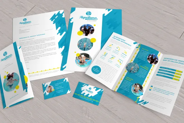 Sjablonen in de huisstijl voor de sector sport en beweging: flyer, briefpapier, visitekaartjes.