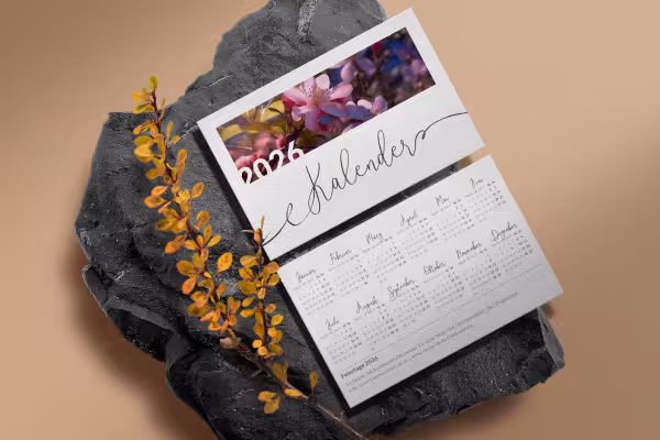Echa un vistazo al año 2026 - en cualquier momento, sin importar dónde estés - con este calendario de bolsillo.
