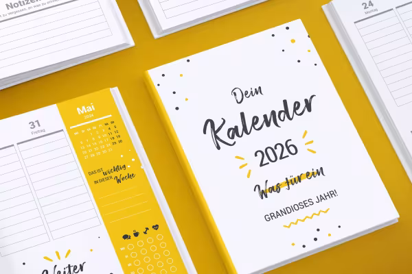 Puedes personalizar el calendario del libro con tus propias frases de calendario.