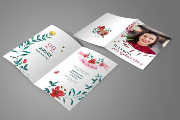 Vorlage für eine Geburtstagskarte mit illustrativen Blumen