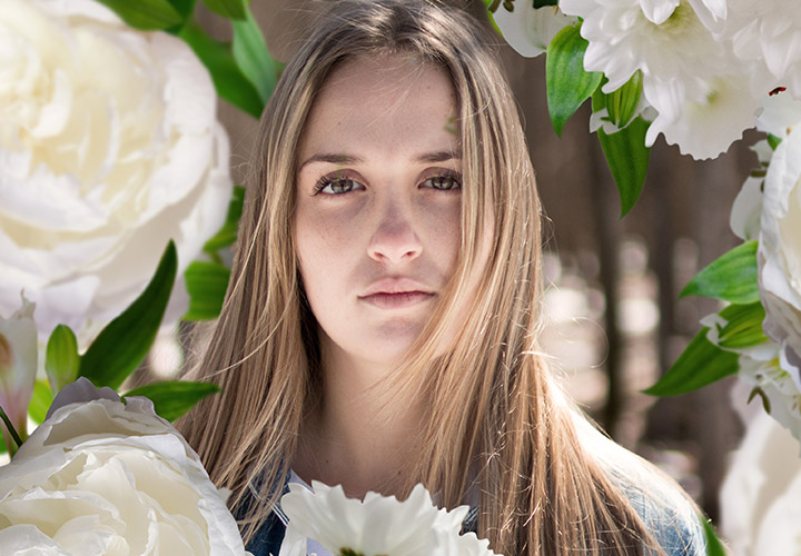 Weiße Blumen: Bilder mit Orchideen, Chrysanthemen und gemischten Sträußen