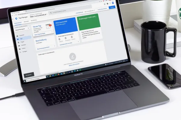 Google Tag Manager auf einem Laptop, Auszug aus dem Tutorial