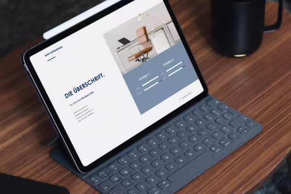 Aperçu d'une diapositive de présentation du modèle Flow sur un ordinateur portable