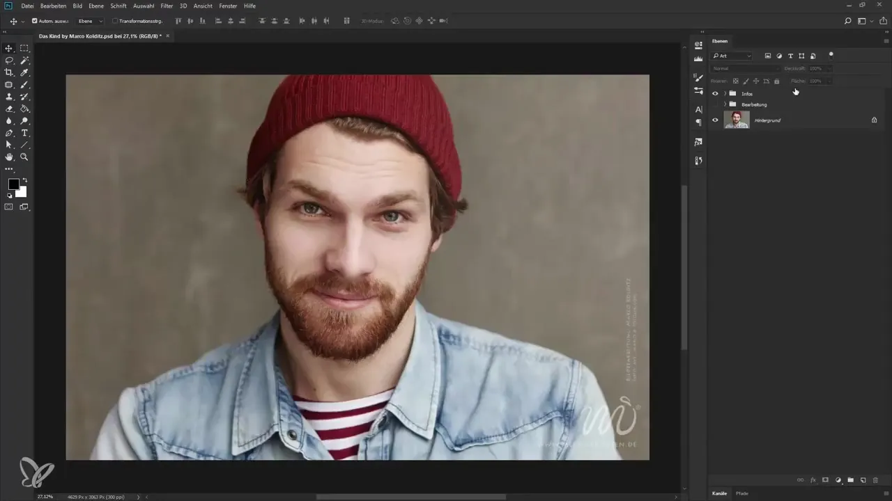 Schéma de Kindchenschema dans Photoshop – La mignonnerie par la retouche d'image Schéma de Kindchenschema dans Photoshop – Adorableness par retouche d'image