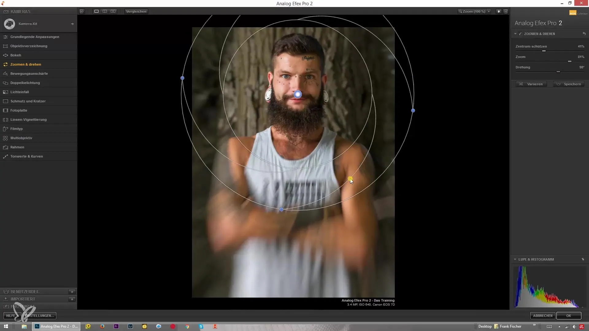 Edición creativa de imágenes con zoom y giro Edición creativa de imágenes con zoom y rotación