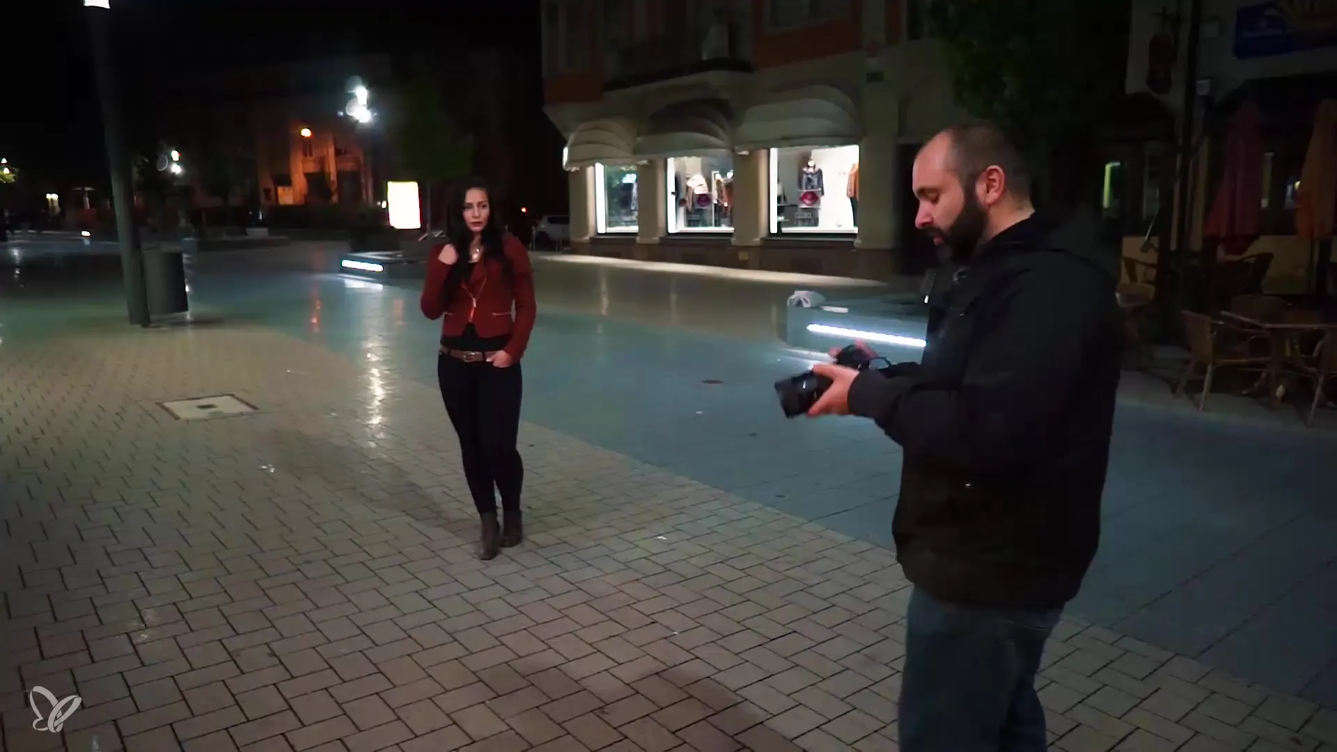 Fotografía nocturna: Cómo lograr un retrato óptimo con luz Fotografía nocturna: Retrato con luz optimizada
