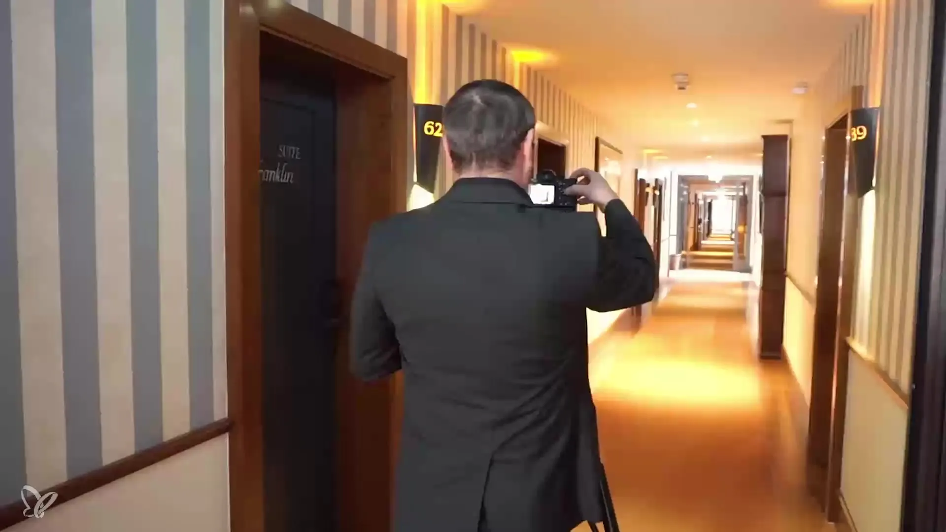 Consigli per la fotografia alberghiera – Mettere in scena in modo impressionante i corridoi Suggerimenti per la fotografia alberghiera – Mettere in scena i corridoi in modo impressionante