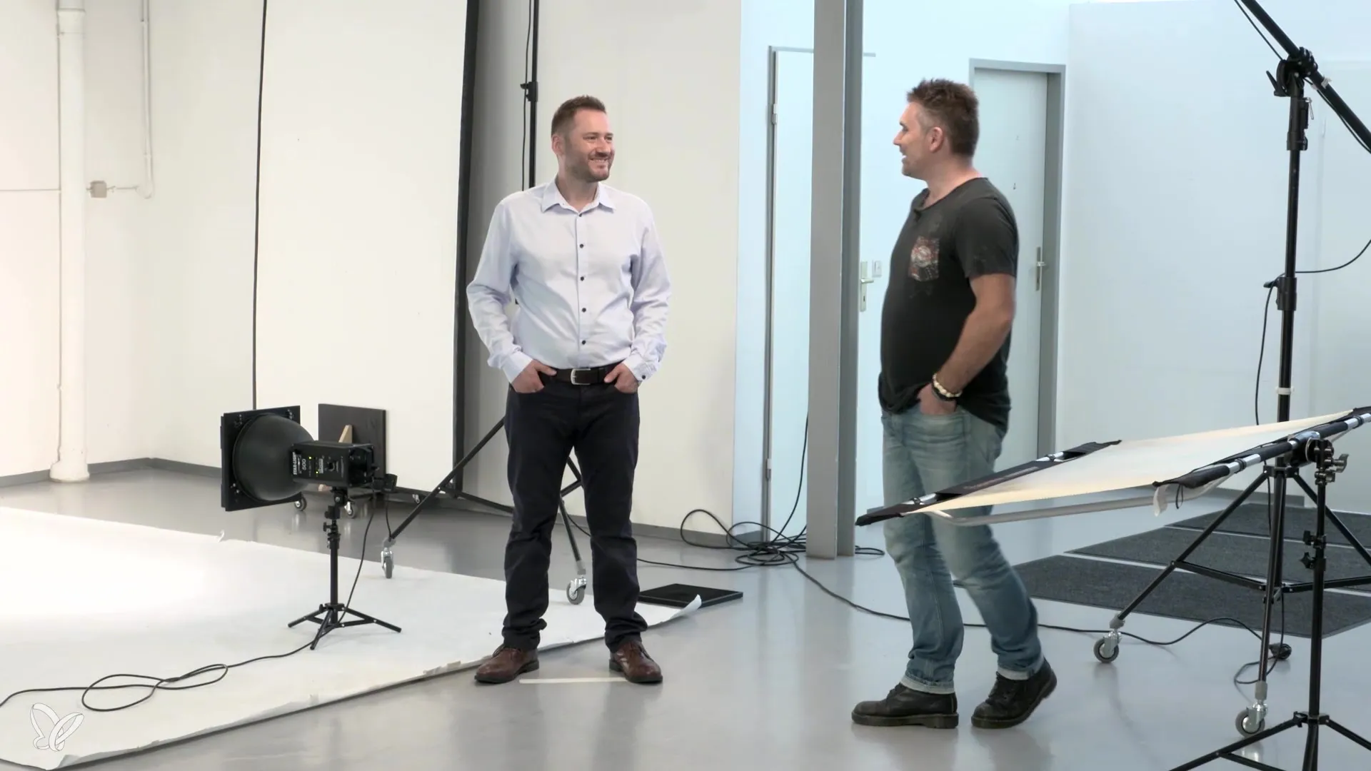 Luzne portrety biznesowe: idealny proces fotograficzny Luźne portrety biznesowe: idealny proces zdjęciowy