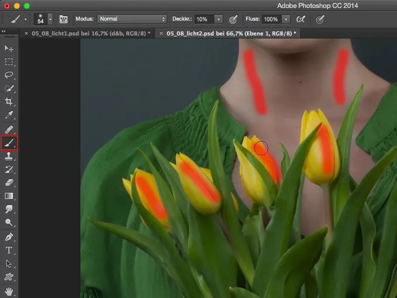 Apvalki ir stiliai su "Photoshop" - šviesa pabrėžia figūrą.