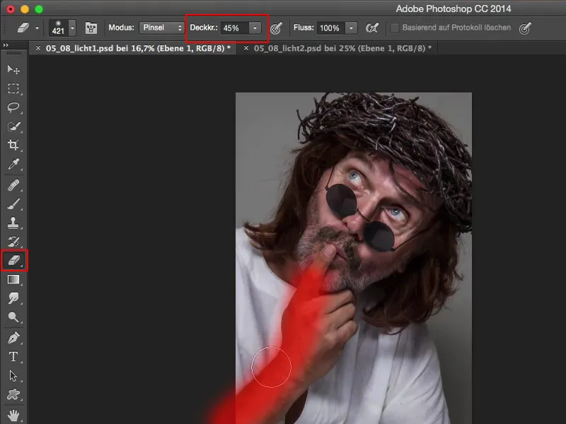Išvaizda ir stilius su „Photoshop“ - šviesa pabrėžia figūrą.