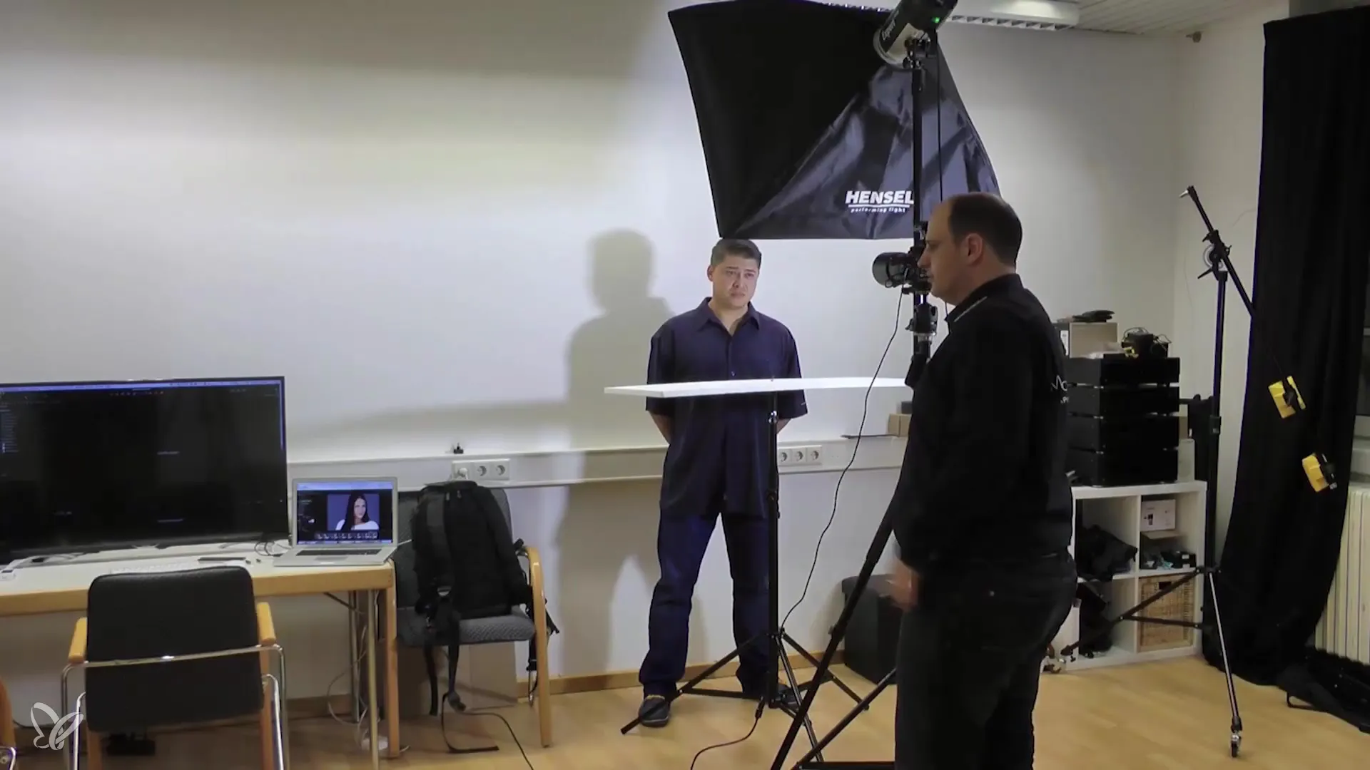 Fotografia portretowa: Alternatywne ustawienia oświetlenia dla imponujących portretów Fotografia portretowa: Alternatywne ustawienia oświetleniowe dla imponujących portretów