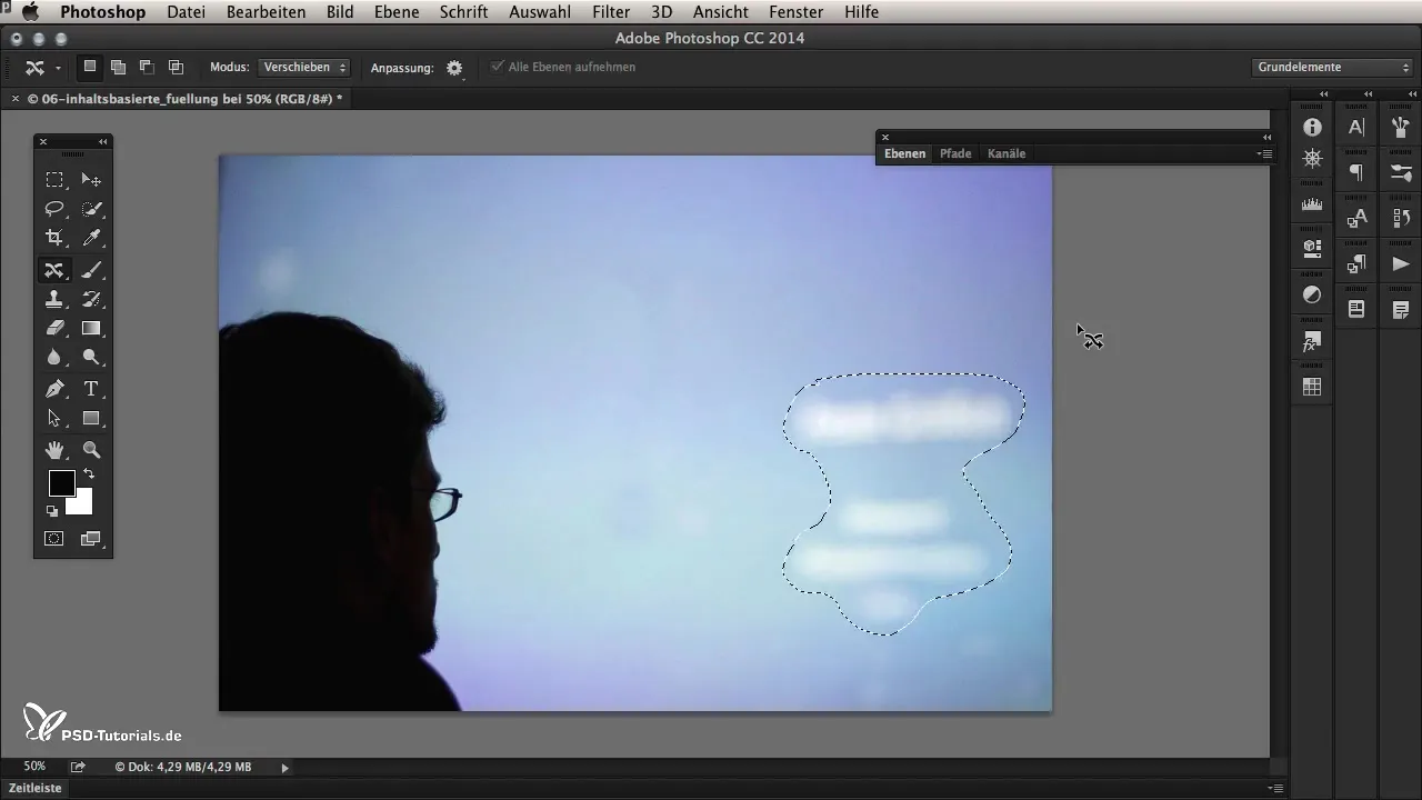 New in Photoshop CC 2014: Improved content-aware fills What's new in Photoshop CC 2014: Improved content-aware fills