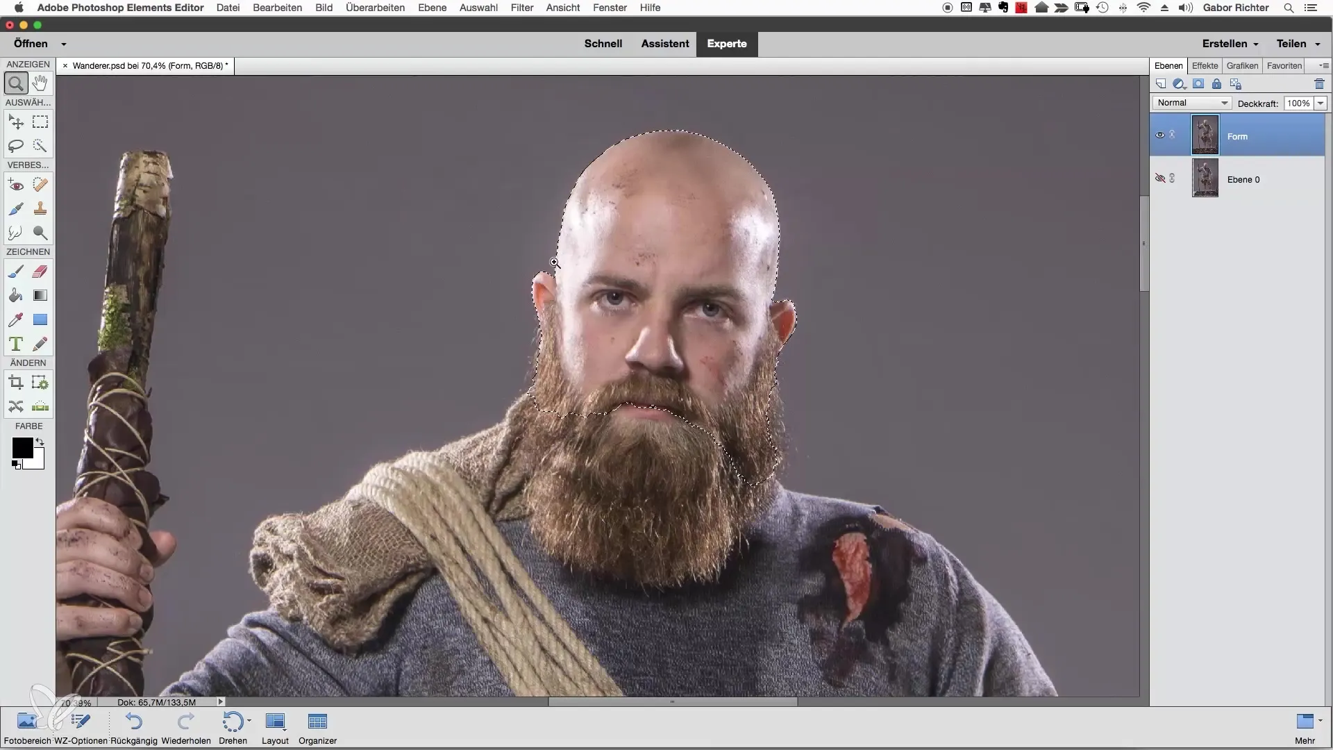 Easily creating cutouts in Photoshop Elements Easily create cutouts in Photoshop Elements