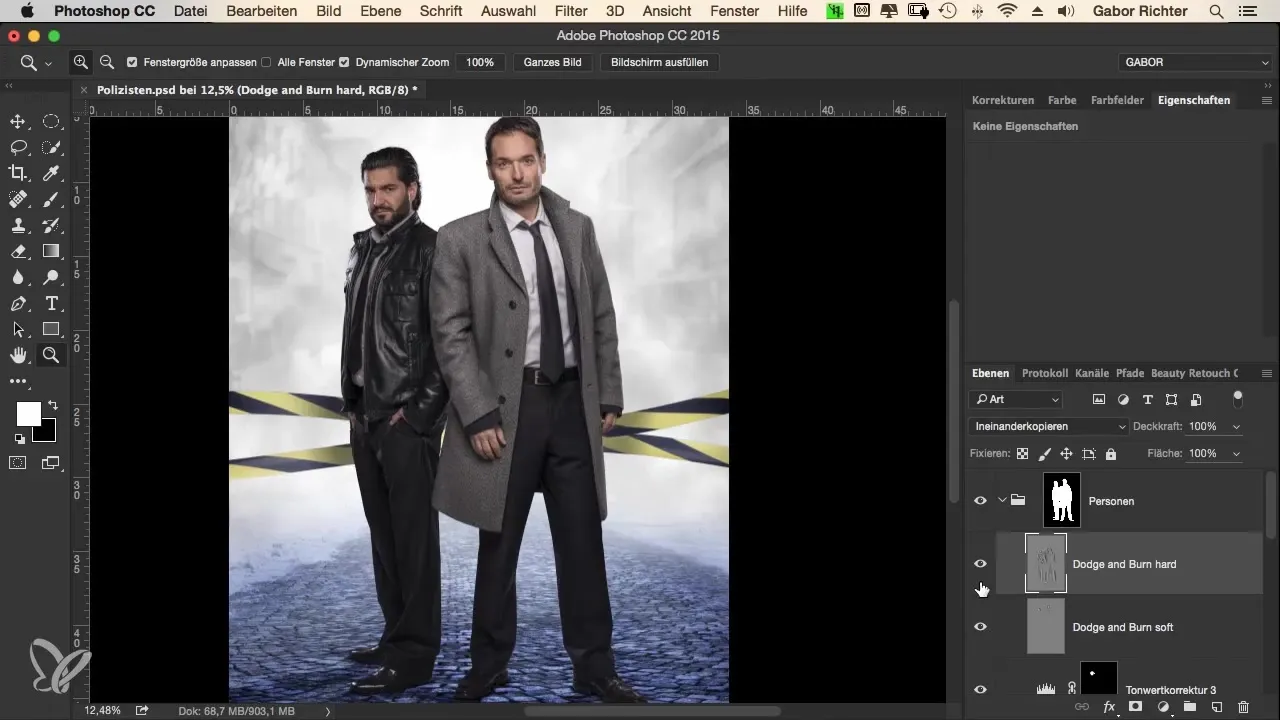 Dodge and Burn: Kleidung in Photoshop bearbeiten