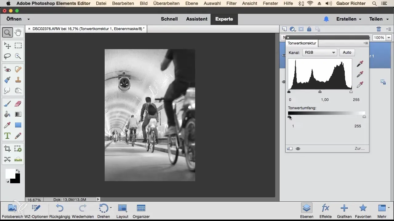 Helligkeit in Photoshop Elements anpassen und optimieren Helligkeit in Photoshop Elements anpassen und optimieren