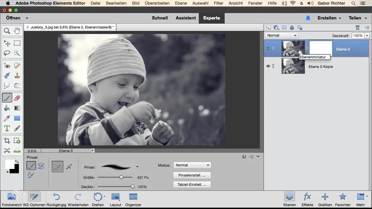 Målrettet bruke Gaussisk uskarphet i Photoshop Elements Bruke Gaussisk uskarphet målrettet i Photoshop Elements