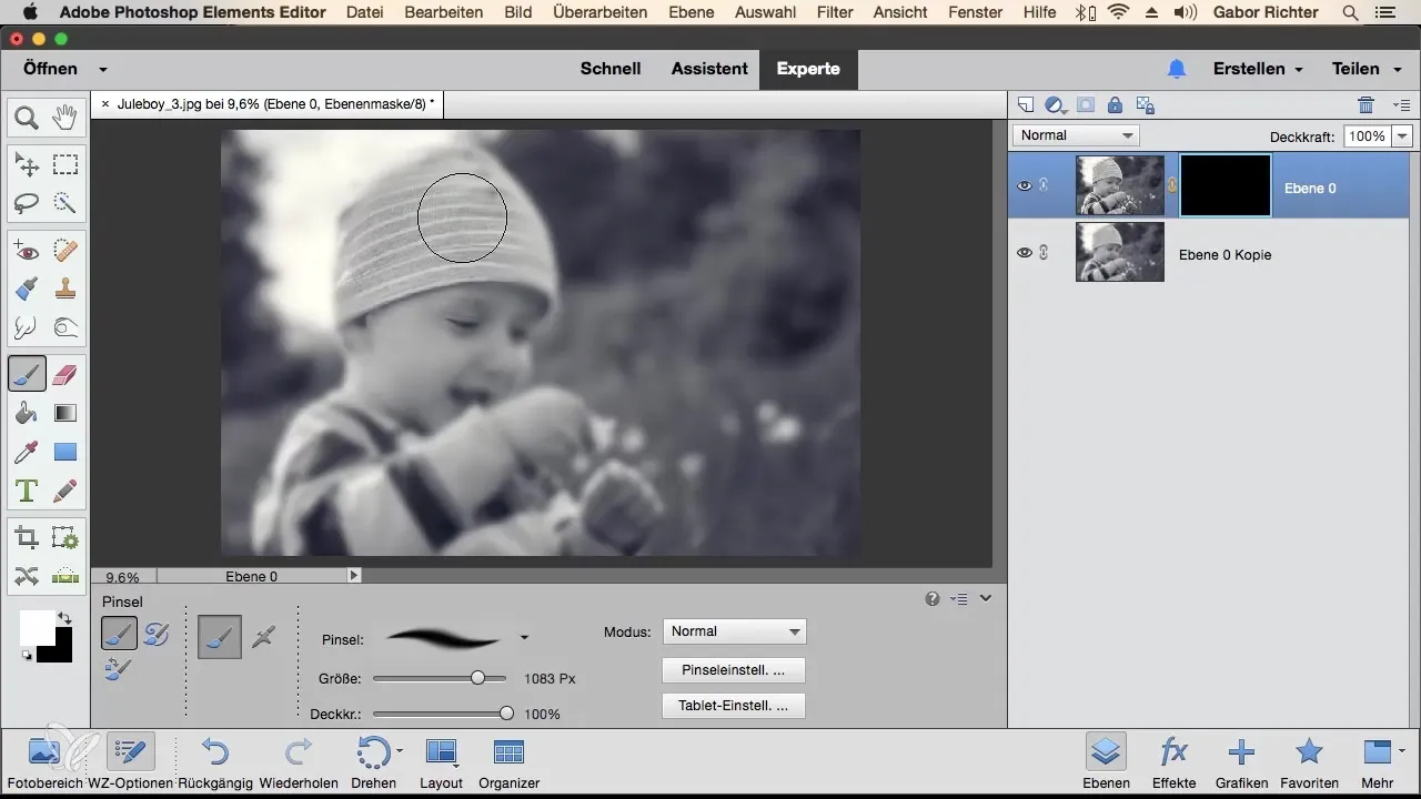 Målrettet bruke Gaussisk uskarphet i Photoshop Elements Målrettet bruk av Gaussisk uskarphet i Photoshop Elements