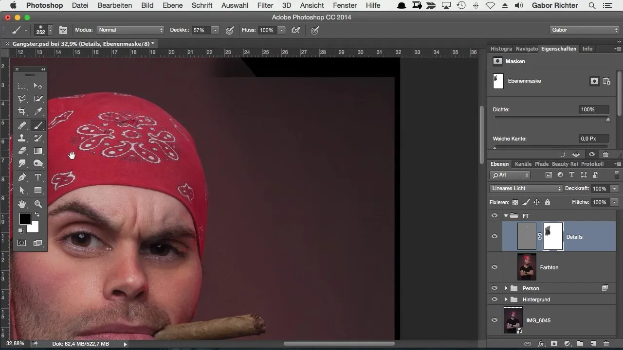 Effektiv fjernelse af tonværdiklip gennem frekvensseparation i Photoshop Effektiv fjernelse af tonværdihuller gennem frekvensadskillelse i Photoshop