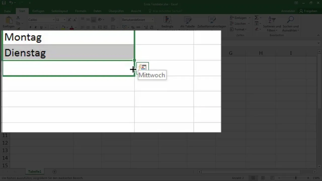 Management eficient al datelor în Excel: completare automată