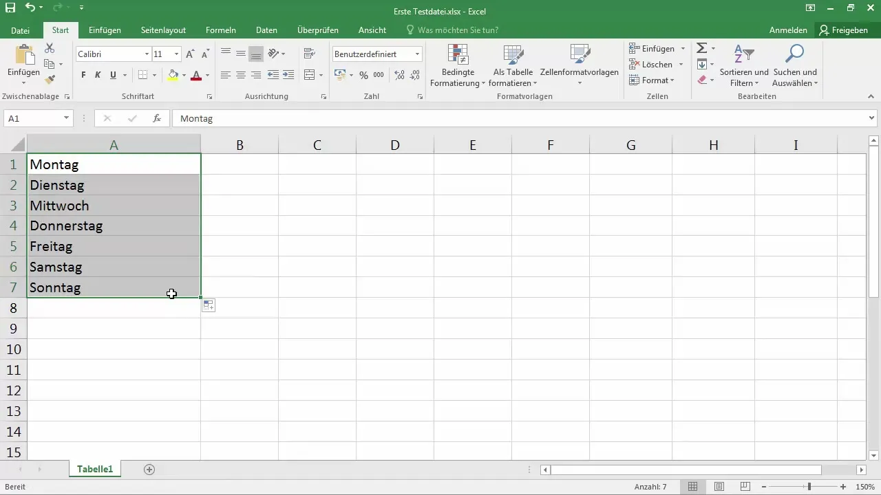 Management eficient al datelor în Excel: Umplere automată