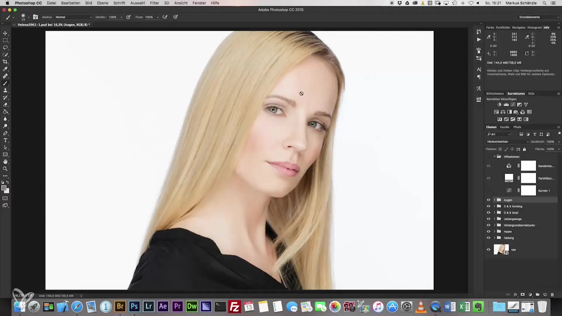 Harmoniously adjust skin tones - Headshot photography Adjust skin tones harmoniously - Headshot photography