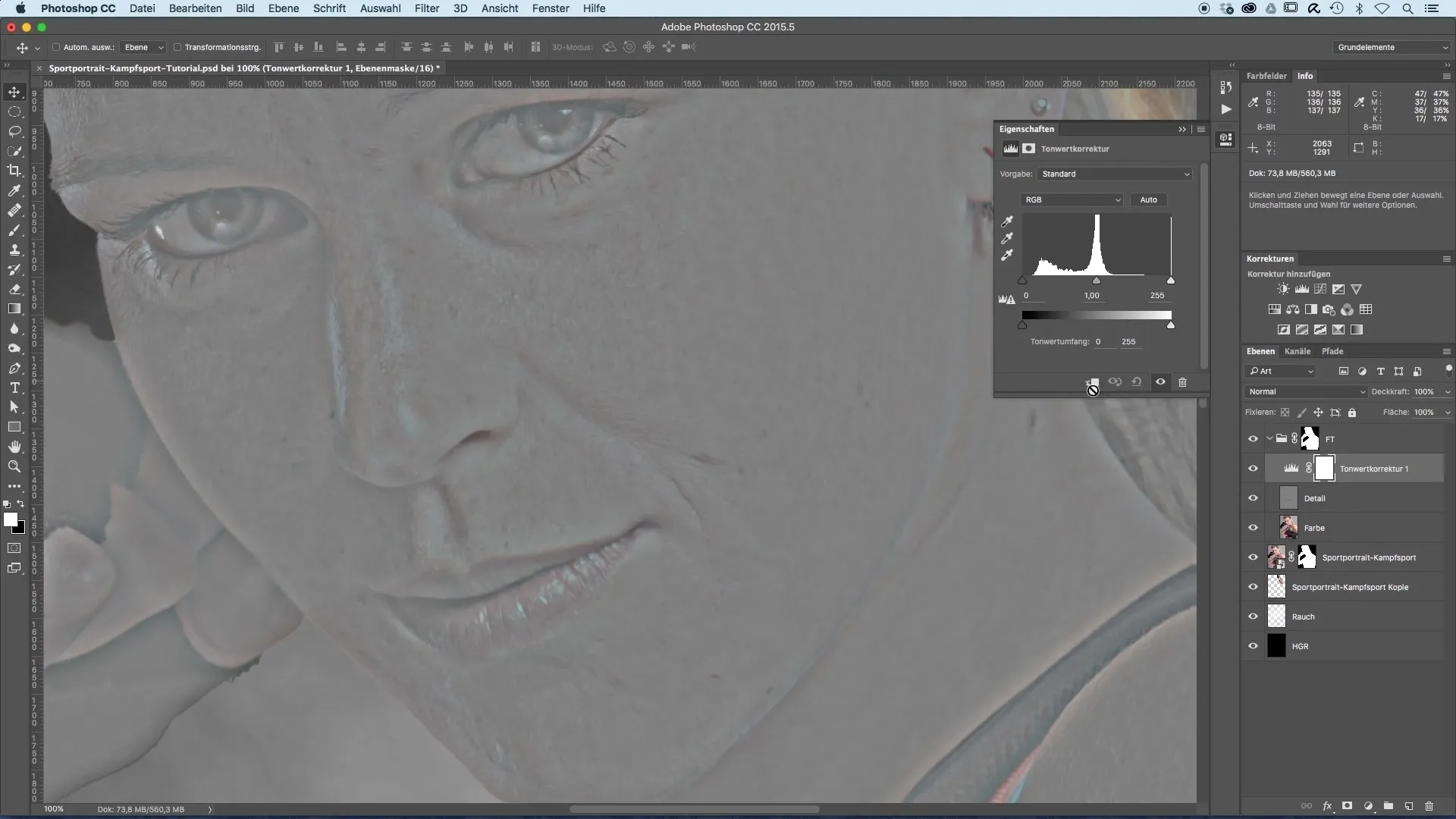 <p>Retouching profissional para retratos esportivos com separação de frequência</p> Retouching profissional para retratos esportivos com separação de frequência