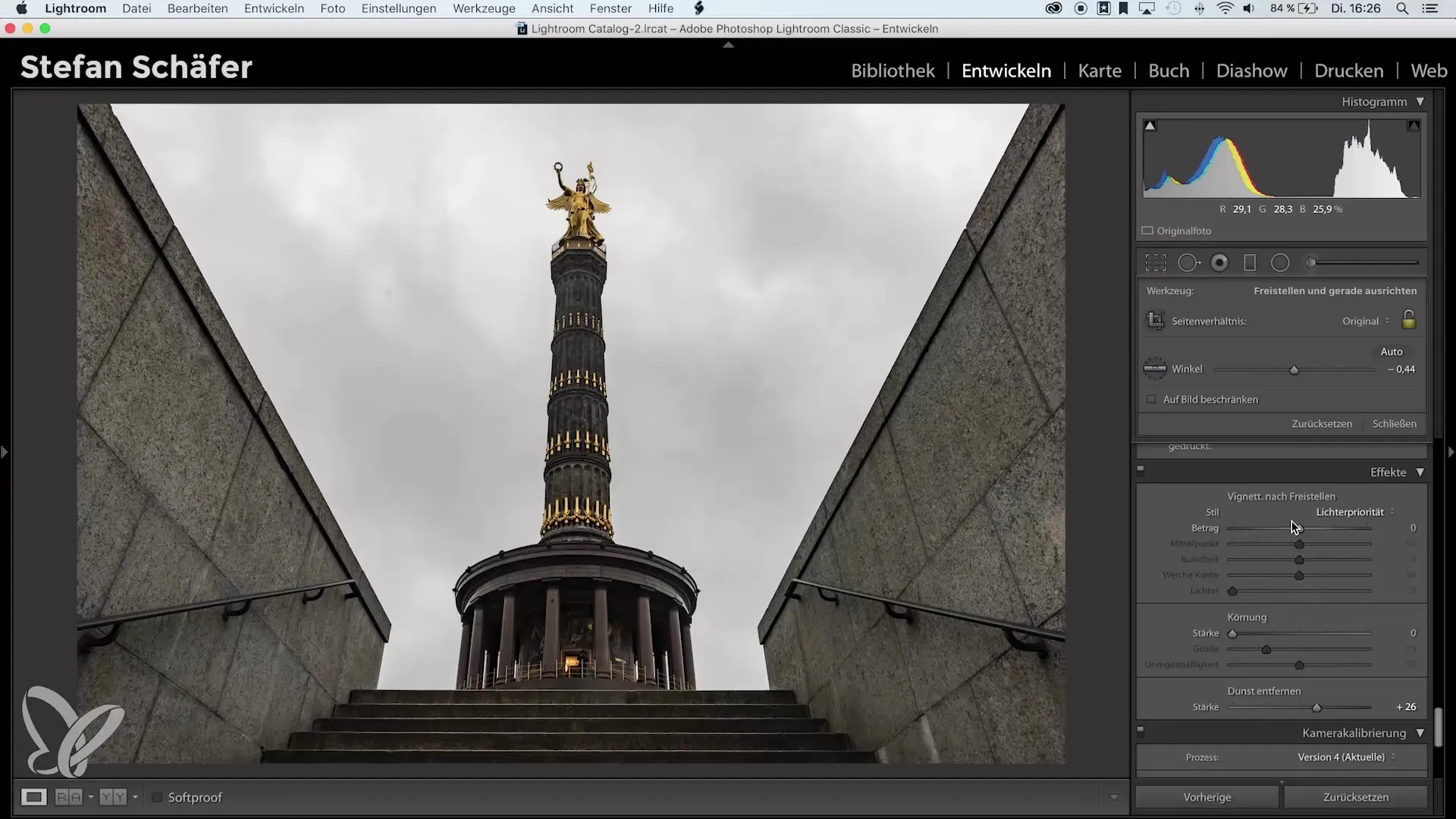 Impostazione automatica dei punti di nero e bianco in Lightroom Impostazione automatica dei punti neri e bianchi in Lightroom