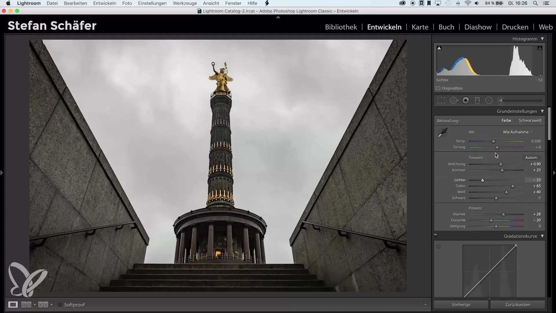 Impostazione automatica dei punti di nero e bianco in Lightroom Impostazione automatica dei punti neri e bianchi in Lightroom