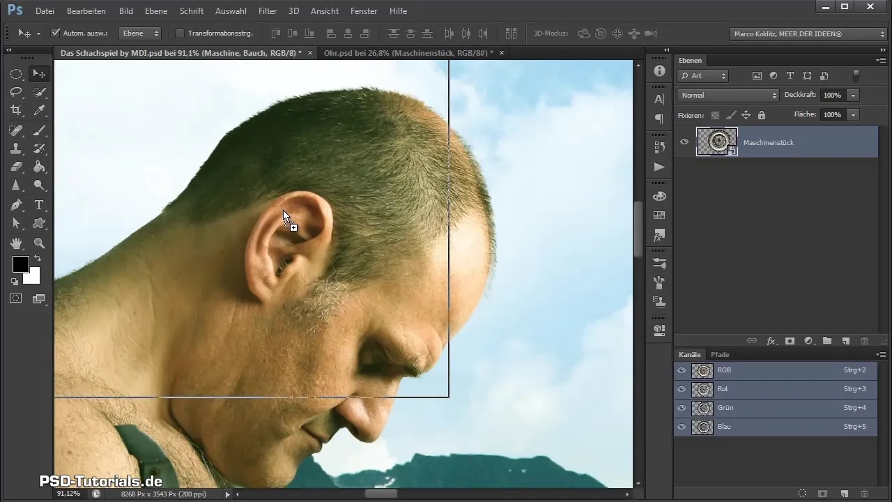 Orecchio meccanico in Photoshop: Ecco come farlo Orecchio meccanico in Photoshop: Ecco come fare
