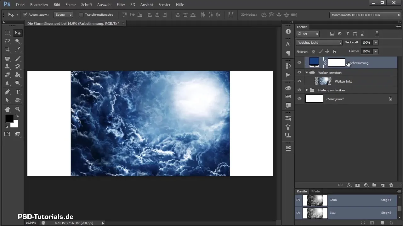 Aggiungere nuvole drammatiche nel compositing di Photoshop Aggiungere nuvole drammatiche nel compositing di Photoshop