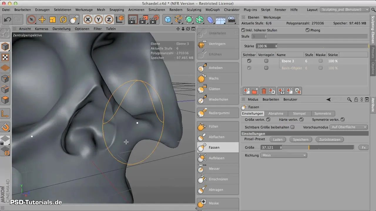 Edge contouring with the "Squeeze" tool in CINEMA 4D Edge Contouring with "Pinch" Tool in CINEMA 4D