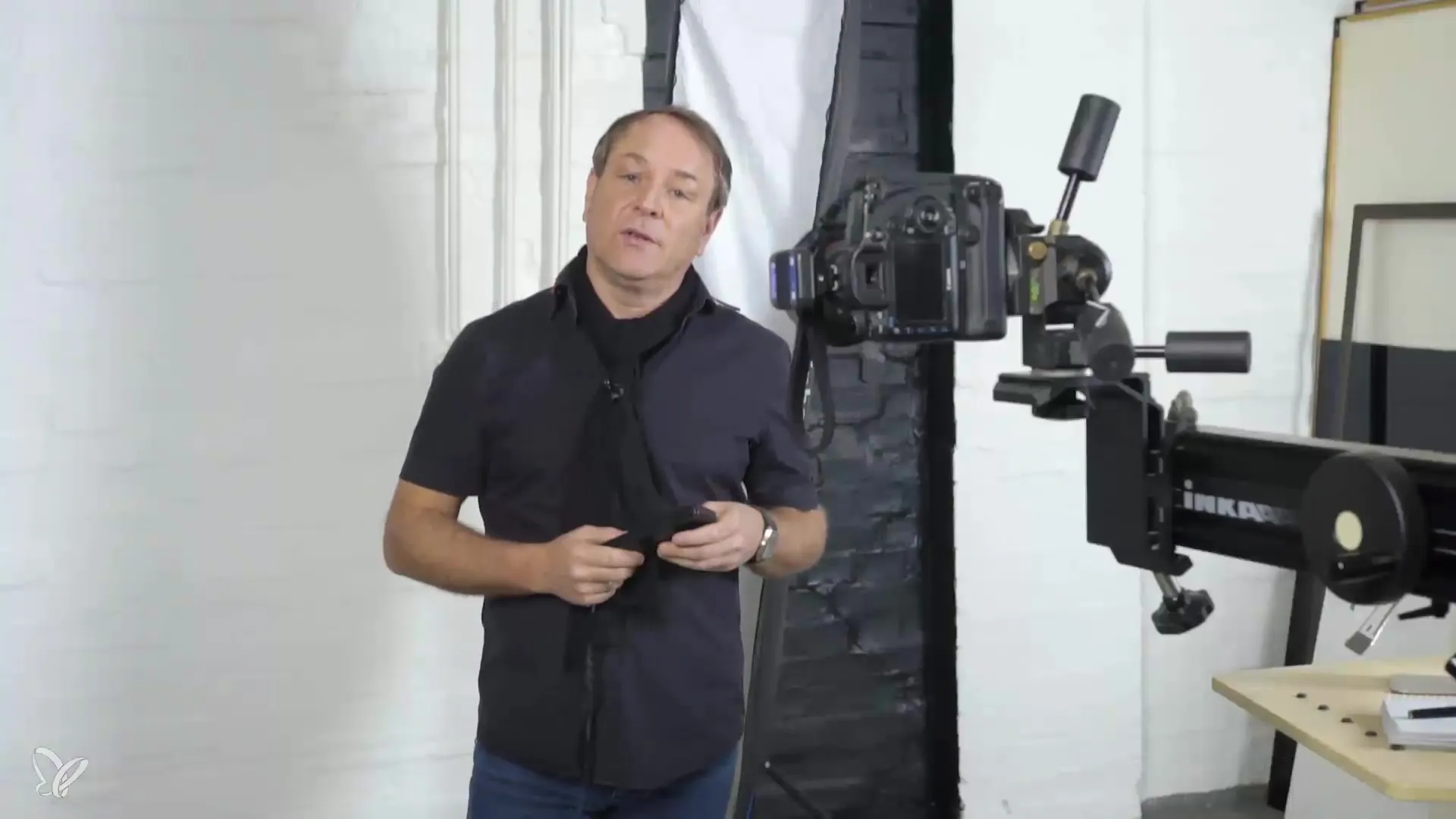 Lichtgestaltung für klassische Aktfotografie im Studio Lichtgestaltung für klassische Aktfotografie im Studio