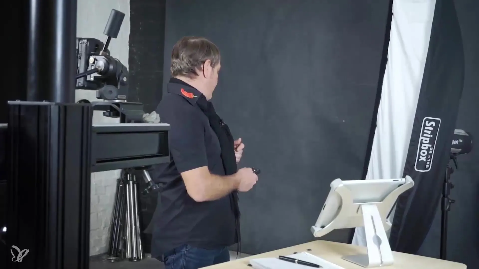 Lichtgestaltung für klassische Aktfotografie im Studio Lichtgestaltung für klassische Aktfotografie im Studio