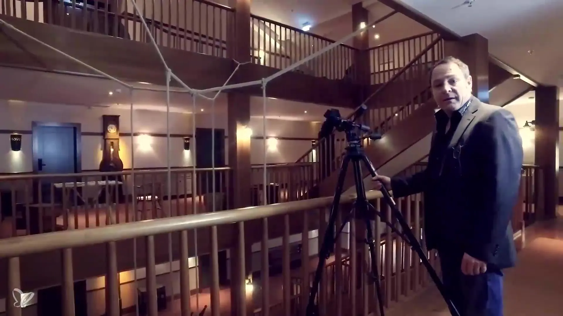 Treppenhäuser bezaubernd fotografieren – Tipps für Hotelfotografie Treppenhäuser bezaubernd fotografieren – Tipps für Hotelfotografie