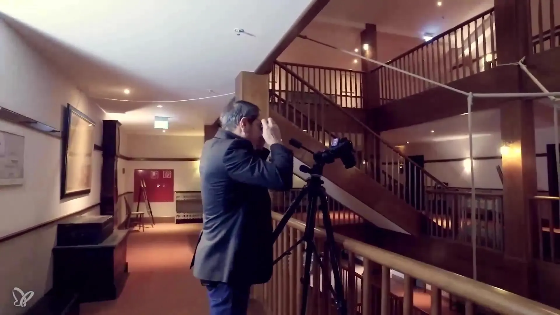 Treppenhäuser bezaubernd fotografieren – Tipps für Hotelfotografie Treppenhäuser bezaubernd fotografieren – Tipps für Hotelfotografie