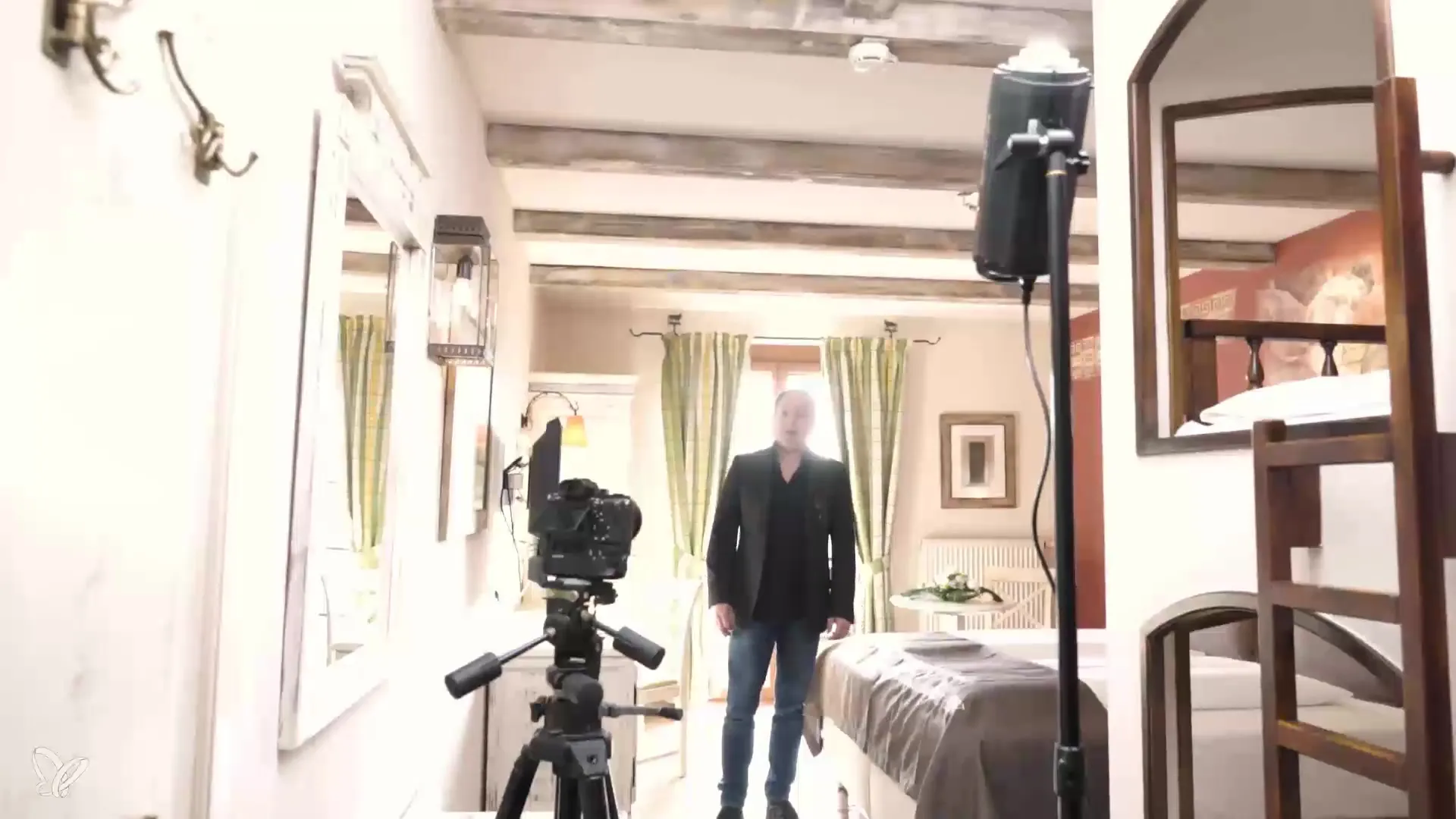 Hotelfotografie – So setzt du kleine Zimmer perfekt in Szene Hotelfotografie – So setzt du kleine Zimmer perfekt in Szene