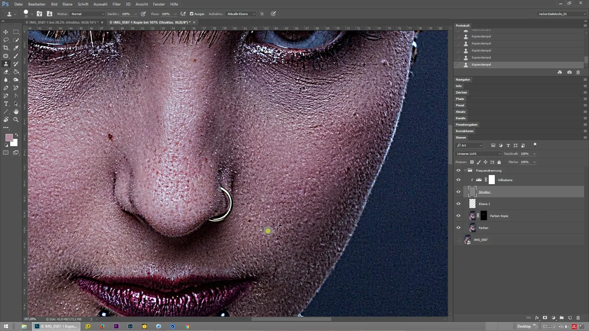 Frequenztrennung in Photoshop: Hilfsebene einrichten Frequenztrennung in Photoshop: Hilfsebene einrichten