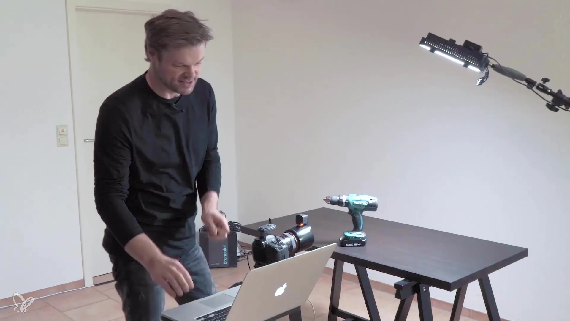 Kreative Produktfotografie mit Dauerlicht Kreative Produktfotografie mit Dauerlicht