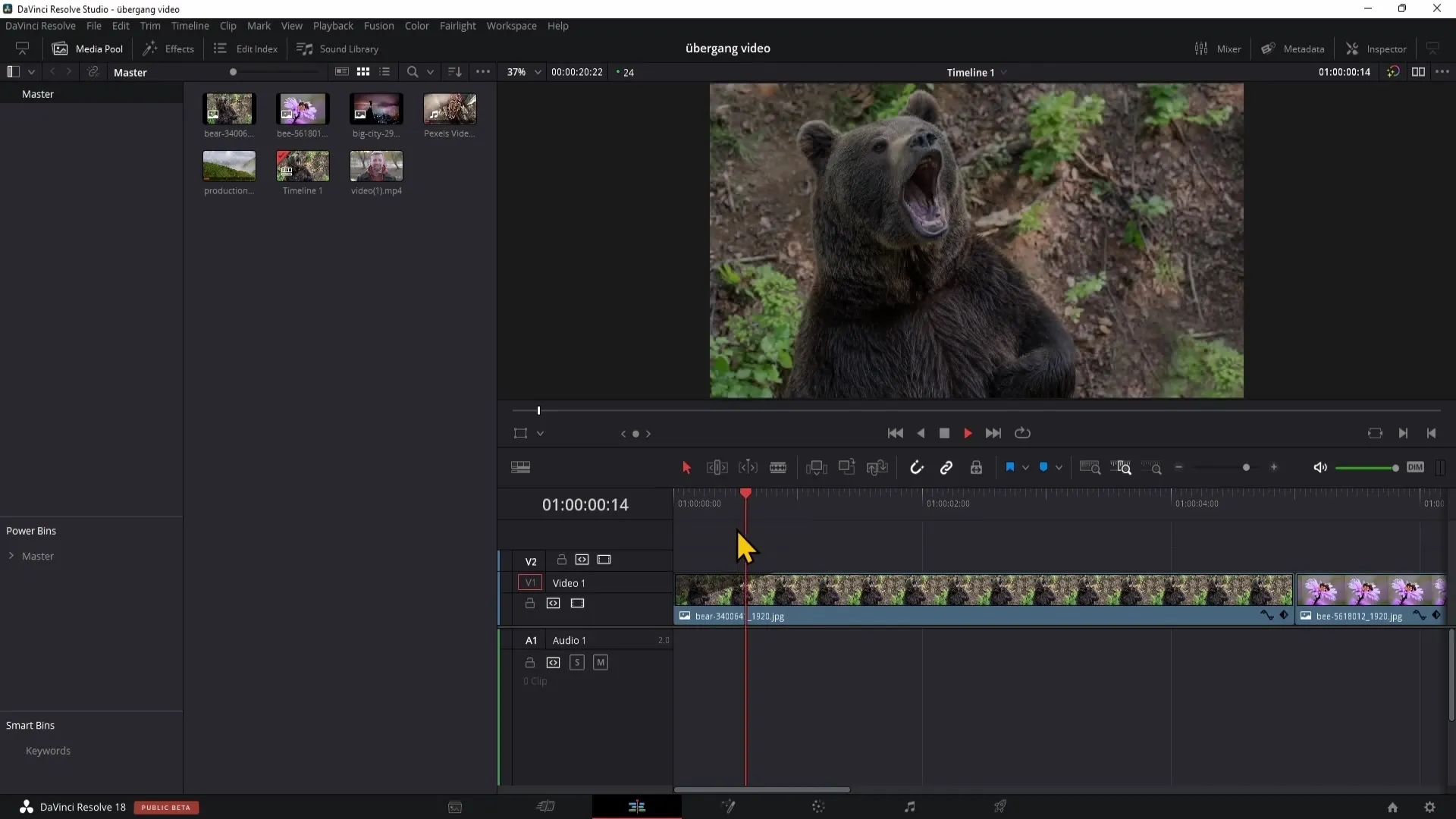 Pracovat kreativně s DaVinci Resolve: Přidávání přechodů jednoduše