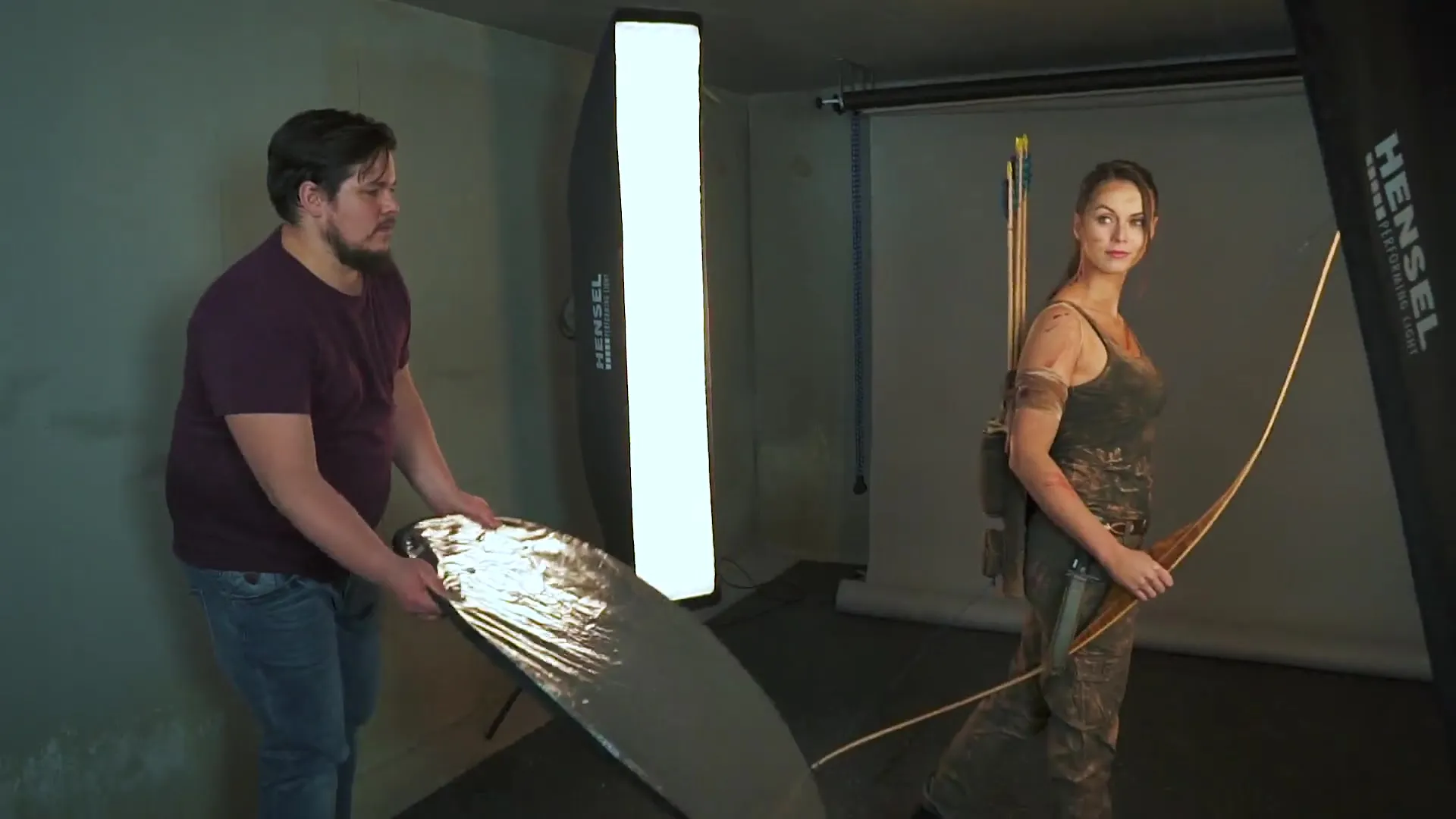 Poster in Tomb Raider style – Light setup tutorial for photography