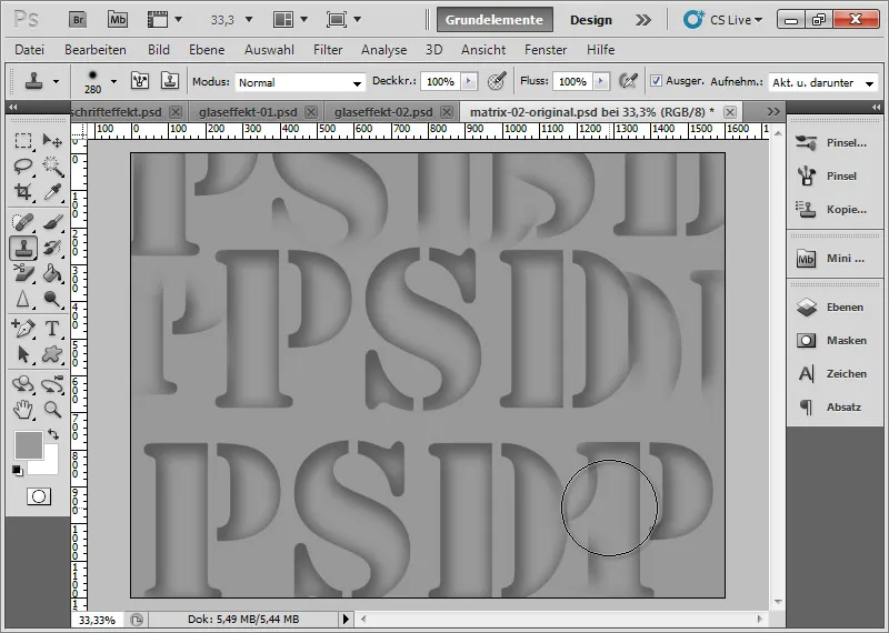 Lag en glass-effekt for typografi og layout